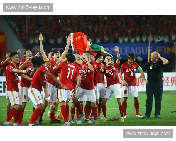 红蓝交锋的维港回响:恒大与东方的亚冠恩怨录